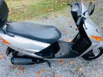 Honda lead 100 cc mooie staat., Fietsen en Brommers, Ophalen, Honda, 102 cc, Zo goed als nieuw