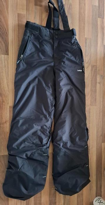 Skibroek decathlon beschikbaar voor biedingen