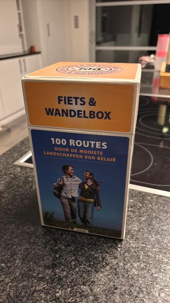 100 routes door de mooiste landschappen van Belgie (doos 1), Boeken, Reisgidsen, Ophalen