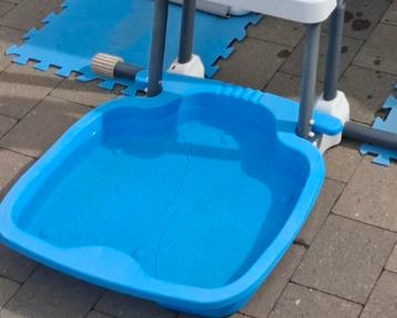 Voetbadje intex voor zwembad  beschikbaar voor biedingen