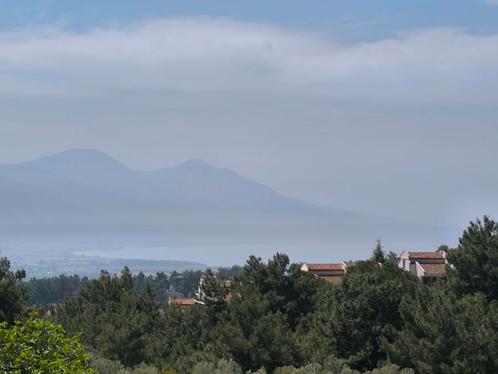 Terrain à vendre à Kuşadası Soğucak avec vue complète sur la, Immo, Buitenland, Turkije, Kavel of Perceel, Stad