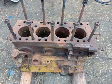 Motor 1000cc Classic Mini uit elkaar maar volledig beschikbaar voor biedingen