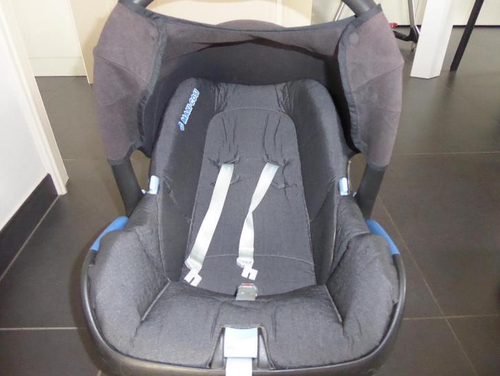 Autostoel Maxicosy met verkleinkussen van 0 kg tot 13 kg, Kinderen en Baby's, Autostoeltjes, Zo goed als nieuw, Maxi-Cosi, 0 t/m 13 kg