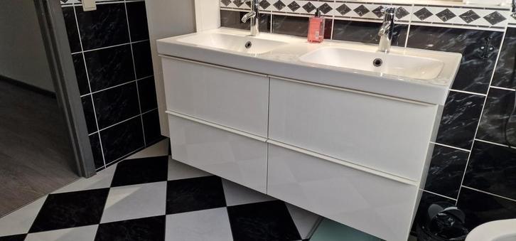 Complete badkamer, Huis en Inrichting, Badkamer | Badkamermeubels, Zo goed als nieuw, Ophalen