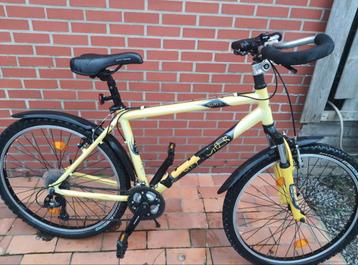 Mountainbike 26 inch 24 versn Voorvering, Ophalen, Zo goed als nieuw