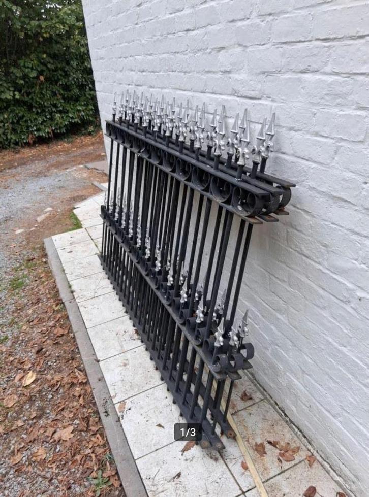 drie hekwerk balustrades in metaal VERLAAGDE PRIJS, Tuin en Terras, Tuinhekken en Hekwerk, Gebruikt, Tuinhek, IJzer, Ophalen