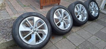 Originele 16'' Renault Clio velgen + A merk zomerbanden beschikbaar voor biedingen