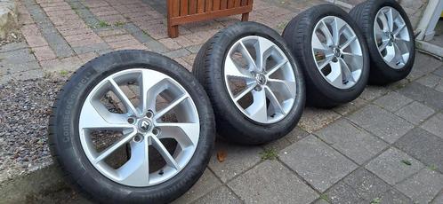 Originele 16'' Renault Clio velgen + A merk zomerbanden, Auto-onderdelen, Overige Auto-onderdelen, Renault, Gebruikt, Ophalen