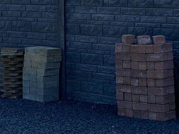 stenen beschikbaar voor biedingen