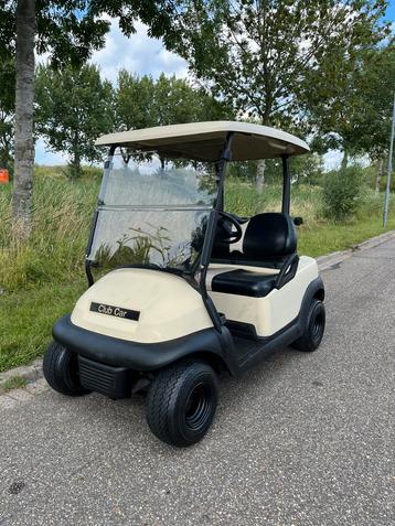 Electrische golfkar clubcar rijdt heerlijk in perfecte staat beschikbaar voor biedingen