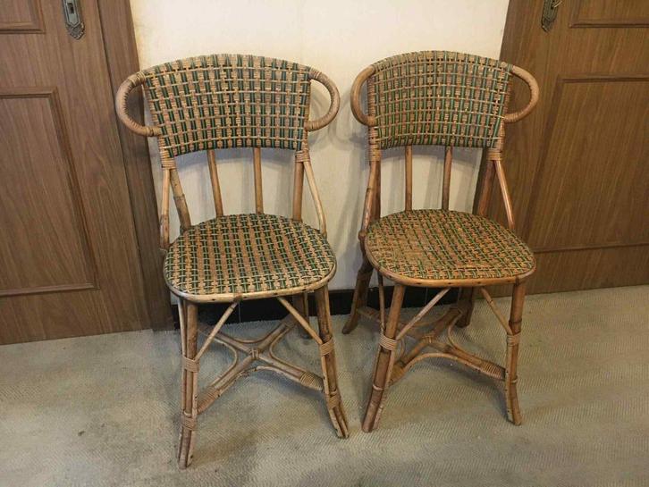 Vintage : 2 Rieten / Rotan stoelen., Antiek en Kunst, Antiek | Meubels | Stoelen en Sofa's, Ophalen