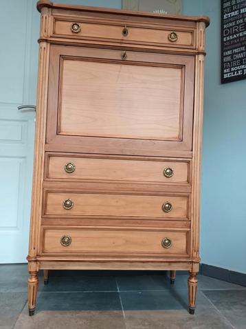 Magnifique secrétaire ancien en bois  – style Louis XV beschikbaar voor biedingen