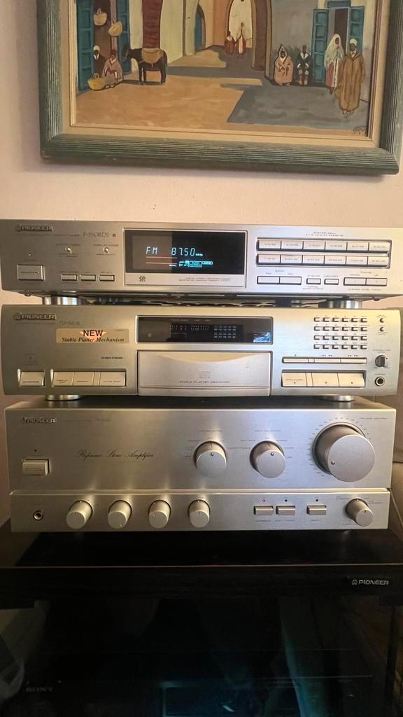 Champagnekleur stereo set Pioneer A-676+PD-s604+F550RDS, Audio, Tv en Foto, Stereoketens, Zo goed als nieuw, Pioneer, Ophalen