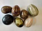 Minéraux « œufs », roche, Enlèvement ou Envoi