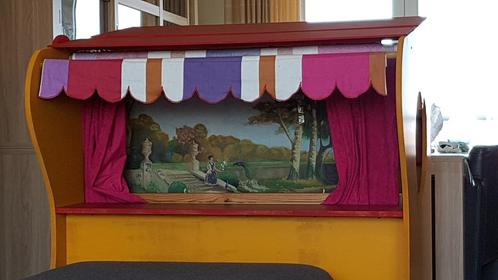 Eigen creatie: Poppenkast en winkeltje met Nijntje, Kinderen en Baby's, Speelgoed | Houten speelgoed, Zo goed als nieuw, Meubelstuk of Keukentje