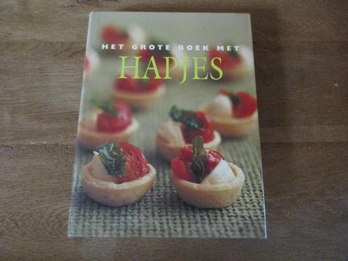 HET GROTE BOEK MET HAPJES - 304 BLZ !!, Boeken, Kookboeken, Zo goed als nieuw, Ophalen of Verzenden