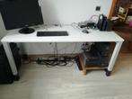 Zeer stevige en stabiele grote tafel/bureau in perfecte staa, Ophalen, Zo goed als nieuw, Bureau