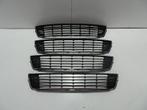 GRILLE Volkswagen Caddy III (2KA,2KH,2CA,2CH), Auto-onderdelen, Gebruikt, OgDemircelik@Hotmail.com, Volkswagen, Dhr. O. Demircelik
