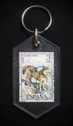 Sleutelhanger met postzegel Spanje Wolf 1972, Autres types, Enlèvement ou Envoi