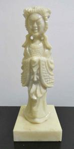 Aziatisch beeldje van een Geisha (onix ??) [1093], Antiquités & Art, Art | Sculptures & Bois, Enlèvement ou Envoi