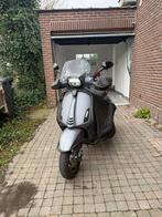 Vespa sprint 125cc, Ophalen of Verzenden, Zo goed als nieuw