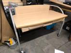 Bureau op wieltjes, Ophalen, Met wielen, Gebruikt, Bureau