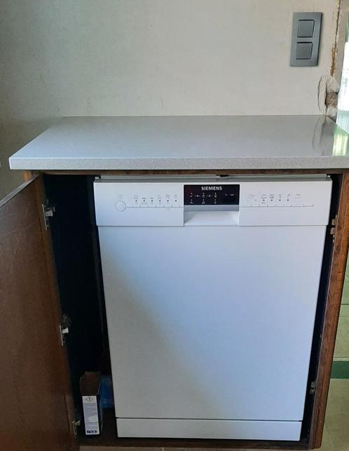 Siemens vaatwasser SN26P292EU/A7, Elektronische apparatuur, Vaatwasmachines, Gebruikt, Minder dan 10 liter, Energieklasse A of zuiniger