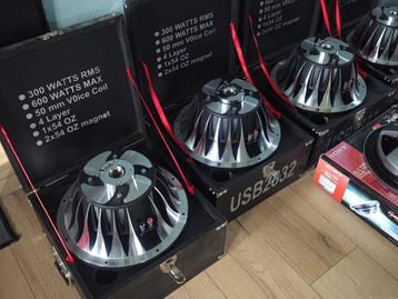 Autosubwoofers nieuw in doos: beschikbaar voor biedingen