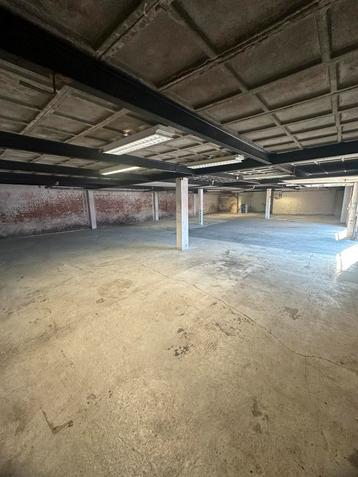 Magazijn te huur 255m2 hoboken beschikbaar voor biedingen