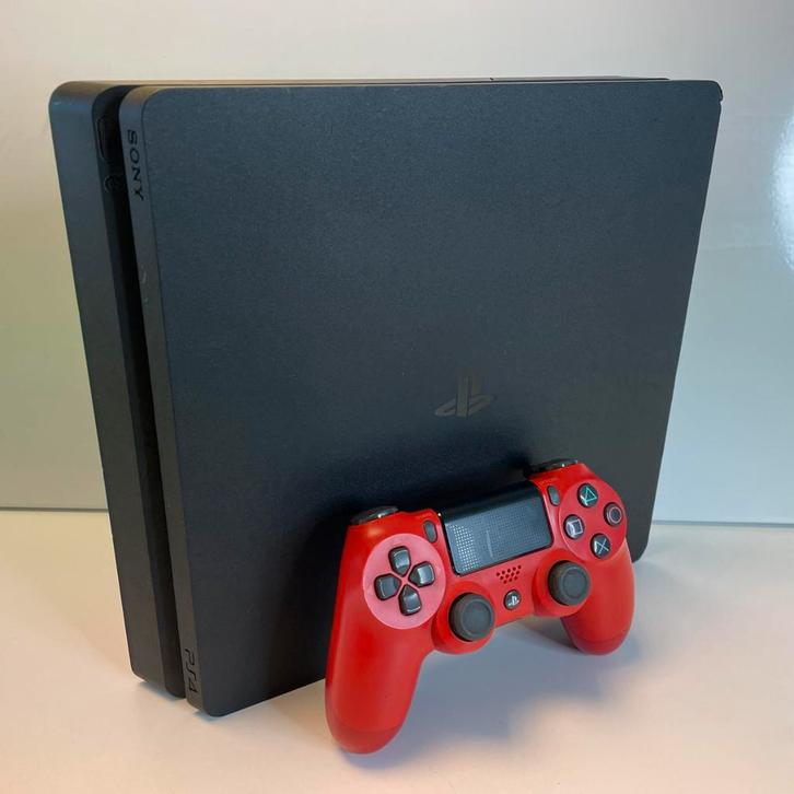 PS4 Slim + Games & Accessoires, Games en Spelcomputers, Spelcomputers | Sony PlayStation 4, Zo goed als nieuw, Slim, 500 GB, Met 3 controllers of meer