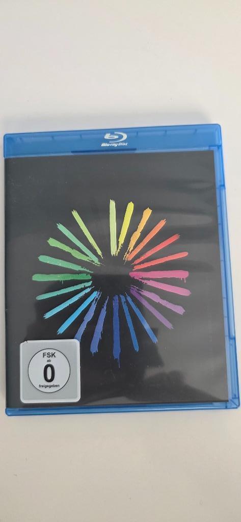 BR - Marillion An hour before it's dark, Cd's en Dvd's, Blu-ray, Zo goed als nieuw, Muziek en Concerten, Ophalen of Verzenden