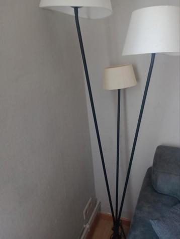 Lampe  beschikbaar voor biedingen