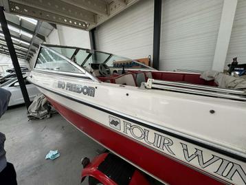Four Winns 160 Freedom Speedboot + Trailer beschikbaar voor biedingen