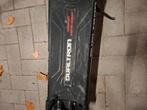 Dualtron aminia long body 6 maand oud wel 1 lekke band, Fietsen en Brommers, Steps, Ophalen, Zo goed als nieuw, Elektrische step (E-scooter)