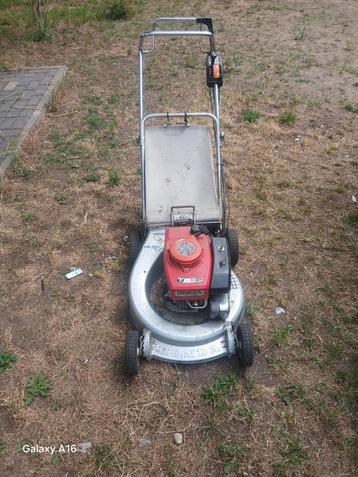 Honda grasmaaier – werkt maar start moeilijk beschikbaar voor biedingen