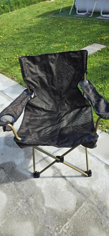 2 chaises pliable neuves  beschikbaar voor biedingen