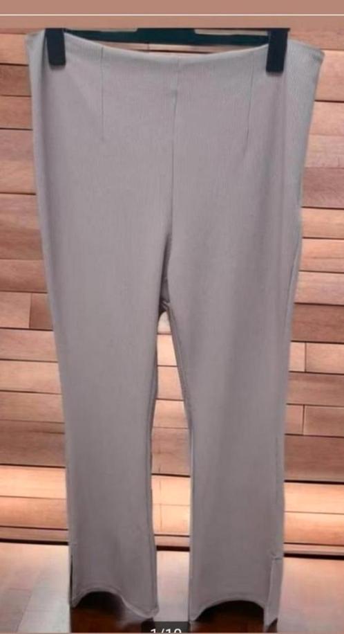 ✨️PRIMARK Stretch broek - Maat 44 - Comfortabel✨️, Kleding | Dames, Broeken en Pantalons, Zo goed als nieuw, Maat 42/44 (L), Beige