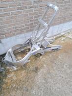 Frame, subframe, achterbrug cbr sc28, Motoren, Ophalen