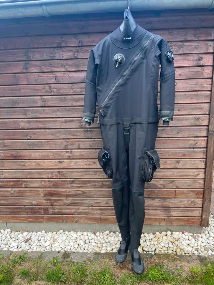 Bare X-mission droogpak Vrouw., Watersport en Boten, Duiken, Zo goed als nieuw, Duikpak, Ophalen