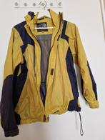 The Northface jacket, Geel, The North Face, Gedragen, Ophalen