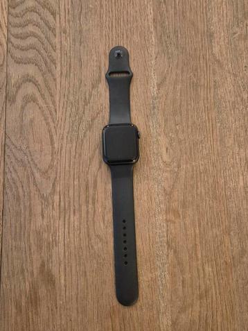 Apple watch SE 44m - zwart (incl oplader) beschikbaar voor biedingen