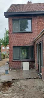 Zoek iemand om gevelbepleistering aan te brengen., Ophalen