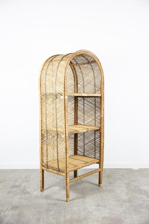 Prachtige vintage boogkast ( rotan), Huis en Inrichting, Kasten | Boekenkasten, Gebruikt, Overige houtsoorten, Ophalen of Verzenden