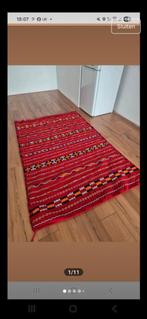 Amazigh mooie kledij tapijt, Huis en Inrichting, Stoffering | Tapijten en Vloerkleden, 150 tot 200 cm, Vierkant, Ophalen of Verzenden