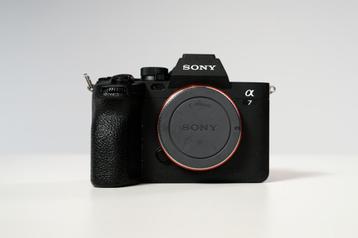 Sony a7iv bon état - 22998 clics disponible aux enchères