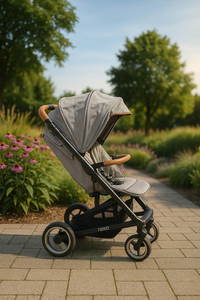 Mutsy Nexo wandelwagen + voetzak – compact & superhandig, Kinderen en Baby's, Buggy's, Gebruikt, Overige merken, Verstelbare rugleuning