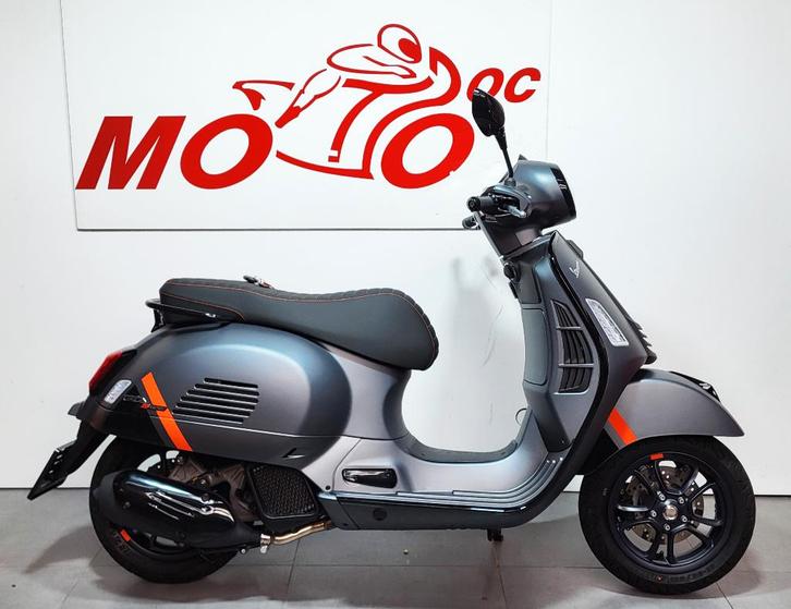 VESPA 125 GTS SUPERSPORT, Motoren, Motoren | Piaggio, Bedrijf, Scooter, 1 cilinder, Minimaal motorrijbewijs A1, ABS, LED Verlichting