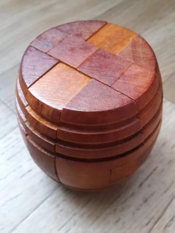 Houten brainteaser, 3D, ton, prima staat beschikbaar voor biedingen