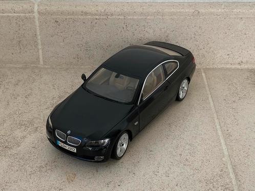 Kyosho BMW 3 serie (E92) Coupé - 2006, Hobby en Vrije tijd, Modelauto's | 1:18, Auto, Kyosho, Ophalen of Verzenden