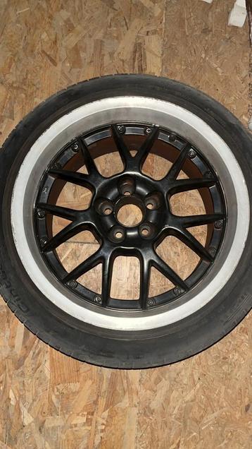 Volkswagen velg  beschikbaar voor biedingen